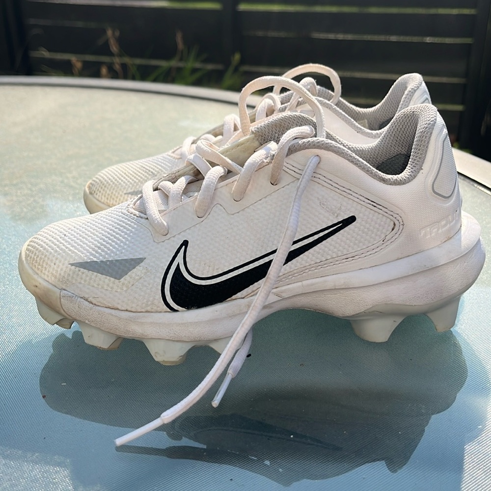 Nike cleats Mike Trout size 1 boys